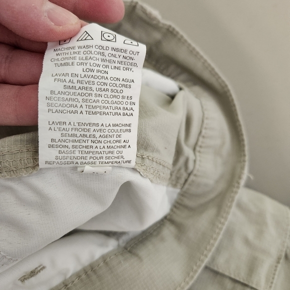 Men's Lee khaki Cargo shorts - Picture 7 of 7